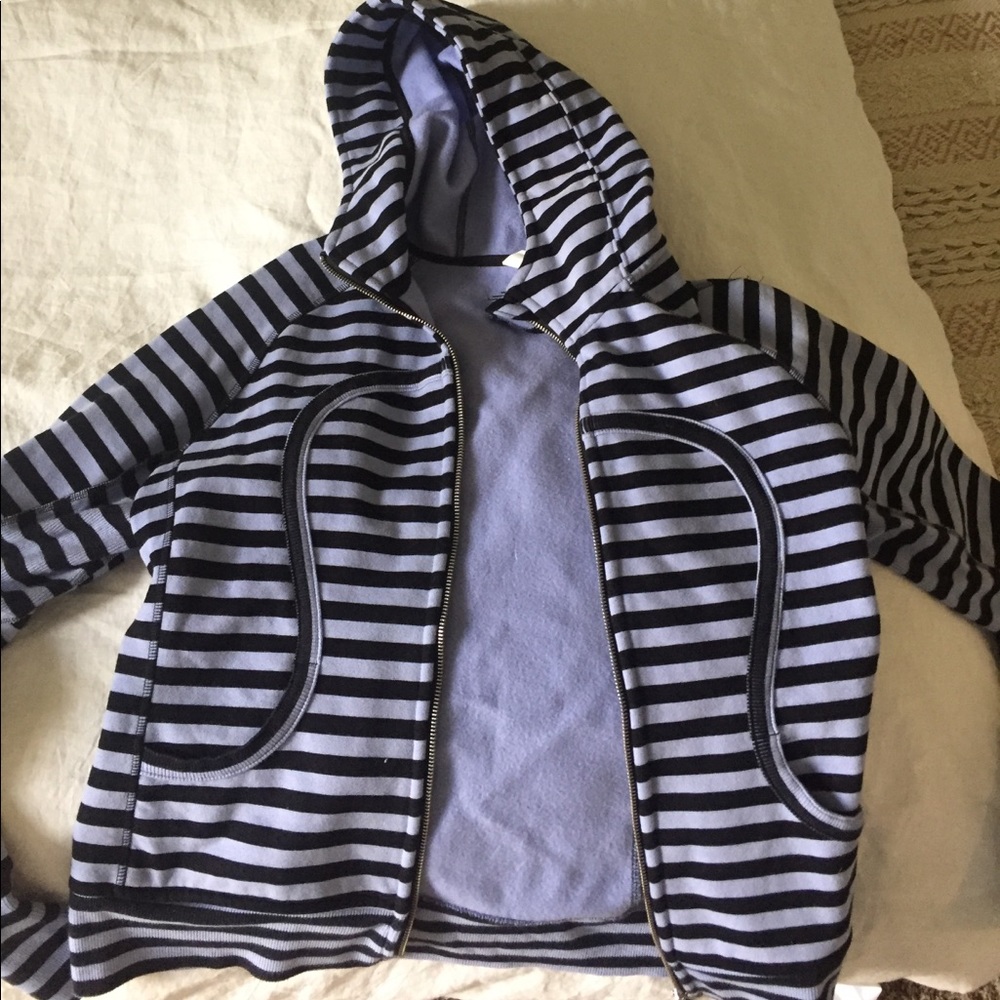 Lulu lemon sweatshirt